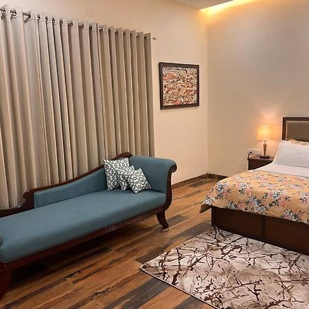 5Bhk Home Away From Home At Ranjit Avenue Amritsar Exterior photo