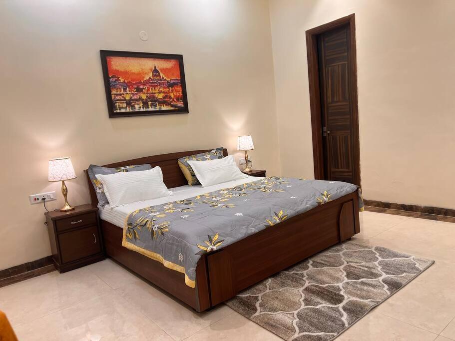 5Bhk Home Away From Home At Ranjit Avenue Amritsar Exterior photo